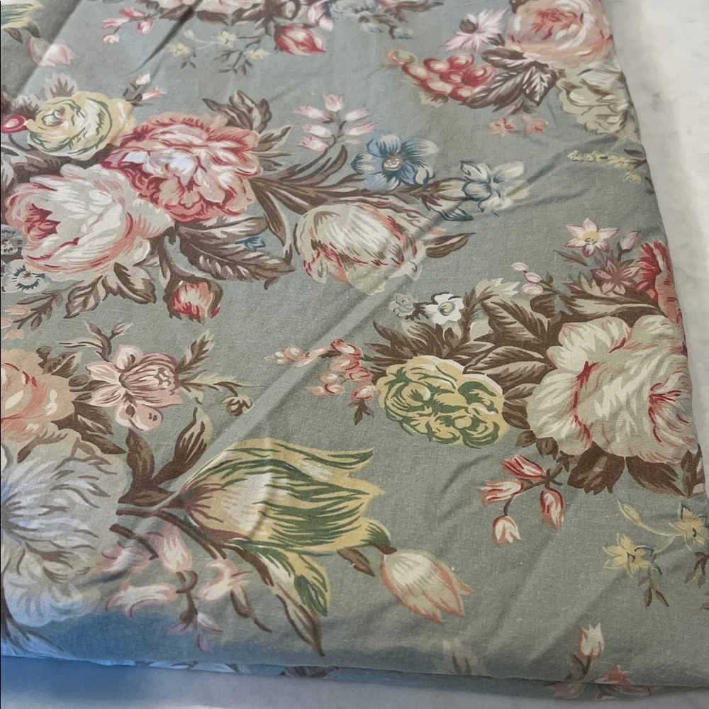 Ralph Lauren Floral Sheet Set in Light Blue with Pink and Cream Accents